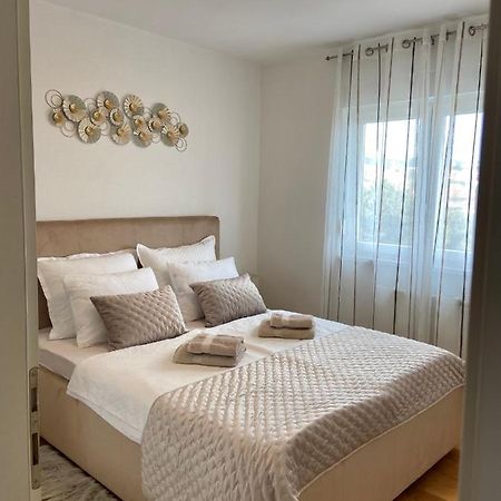 Portview Apartment Fiume Kültér fotó